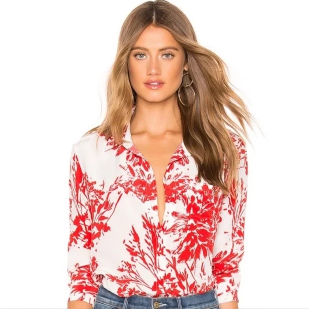 Equipment Brett Silk Shirt White Blood Moon Size Small